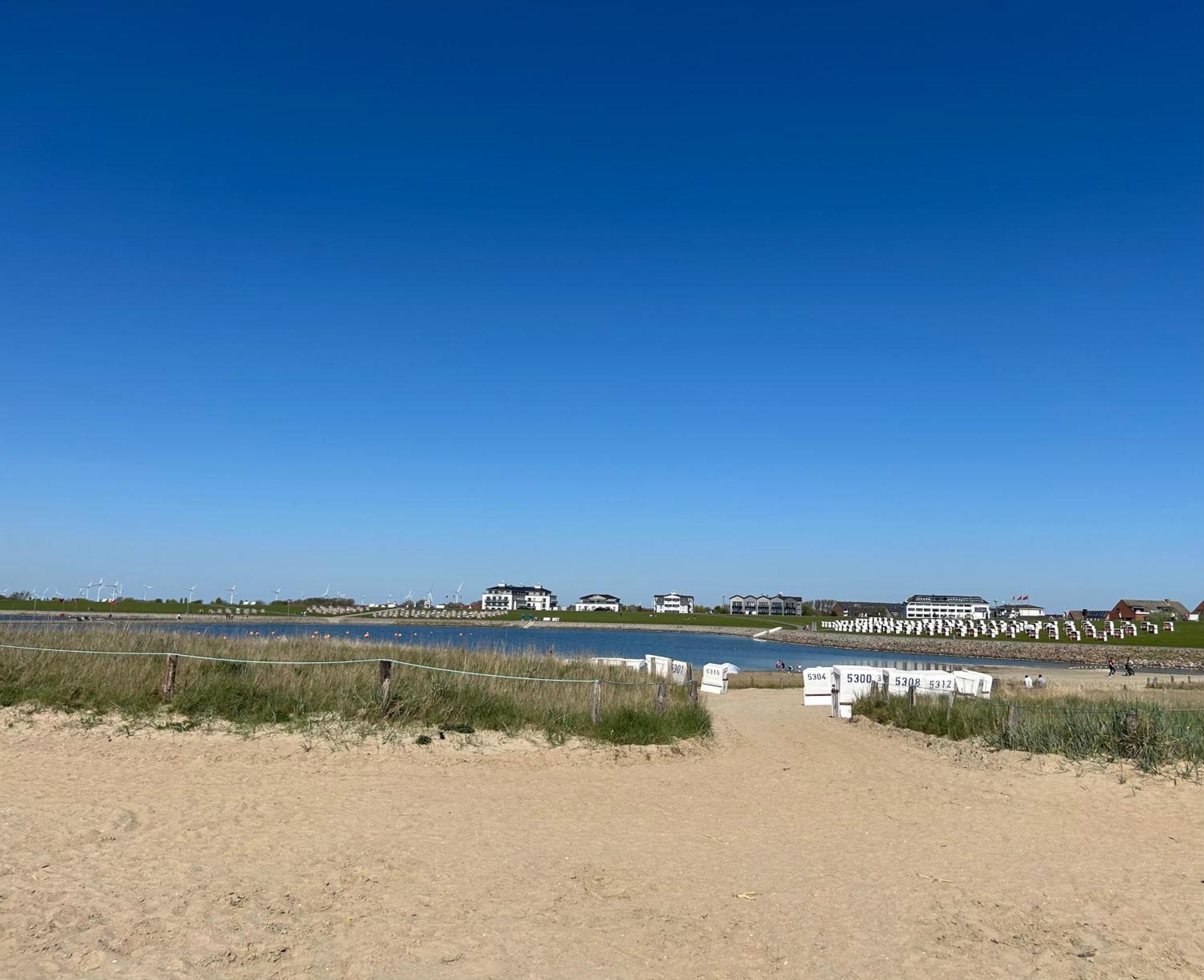 Ferienwohnung Ritthoff Perlebucht - Mit Strandkorb Am Meer Und Kostenloser Eintritt Ins Schwimmbad Busum Exterior photo
